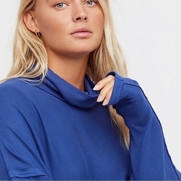 We The Free People Alameda Oversized Slouchy Super Soft Turtleneck Top Blue - Picture 2 of 16